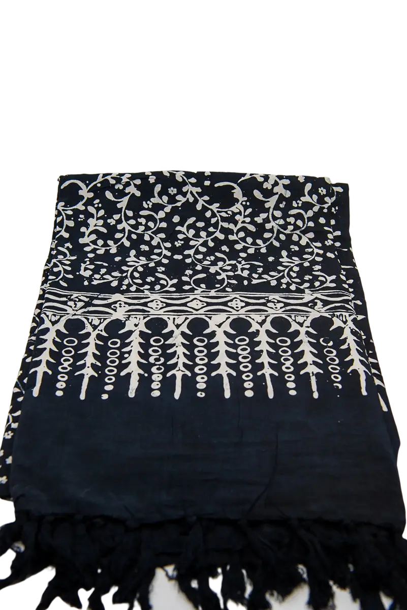 Schwarzes Hamamtuch im Batikstil, 160 x 115 cm, Lunghi Sarong Pareo Tuch, aus Baumwolle, mit buntem Batikmuster