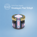 Mad Honey Nepal Mad Shilajit Nahrungsergänzungsmittel, 25 g, dunkle Shilajit-Kristalle in einer Verpackung.