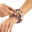 Multi-strang balance handkette mit lila und weißen jadeperlen gold-tonem mondanhänger für spirituelles gleichgewicht