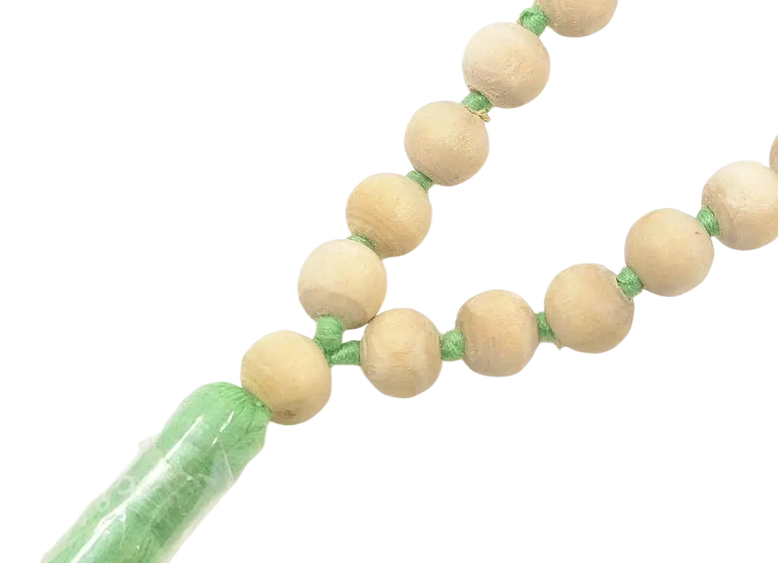 Helles Beaded Mala Tulsi Schmuck mit grüner Fadenabstand und Holzperlen, handgefertigt von GangaPrem