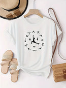 Yoga-T-Shirt Yogashirt Asanas von Mana Shop, bequemes Kleidungsstück aus weichem Stoff mit Yoga-Motiven, geeignet für Yoga und Freizeit.