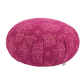 Ein magentafarbenes meditationskissen zafu maharaja mit weißer blütenstickerei und dinkelfüllung für entspannte sitzhaltung