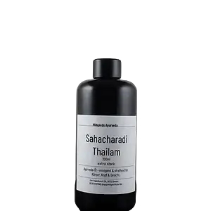 Midgard Kalari Ayurveda Massageöl Sahacharadi Thailam in einer Flasche, für entspannende Massage, natürliche Inhaltsstoffe