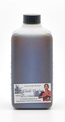 Midgard Kalari Eladi Thailam Ayurveda Massageöl für extra Pflege, zeigt Flasche mit gelbem Öl und Kräuterextrakten.