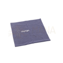 Lila myga yoga matte mit texturierter oberfläche und weißem logo für multifunktionales stirnband bandana nutzen