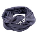 Ein weiches, dunkelgraues multifunktionales stirnband bandana aus stoff mit dezentem myga headband logo in weiß