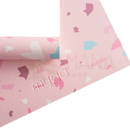 Pink mygia yoga matten mit geriffelter oberfläche und pastellfarbenen abstrakten formen aus bedruckte yogamatten attraktive designs