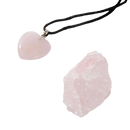 Myga eco geode-geschenkset mit roher pinker rosenquarz herzanhänger und schwarzem obsidian lederband