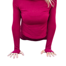 Dunkelgraue Myga Eco Yogamatte aus veganem Material, rutschfest und langlebig für Yoga und Fitnessübungen.