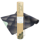 Myga Eco vegane Yogamatte in dunklem Grau, rutschfest und langlebig, ideal für Yoga und Fitnessübungen.