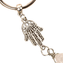 Myga eco silberfarbener hamsa hand schlüsselanhänger mit filigranem design und klarstein quartz anhänger von mana shop
