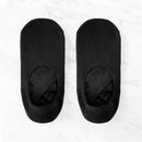 Schwarz rückenfreie Yoga-Socken mit Kreuzriemen und Griffen, rutschfest, von Myga Eco, für sicheren Halt beim Yoga.