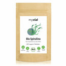 Bio Spirulina Tabletten von myvial, vegane Nahrungsergänzung, 240 Presslinge auf weißem Hintergrund sichtbar