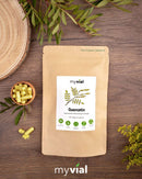 Vegan Quercetin 120 Kapseln von myvial, Nahrungsergänzung mit 400mg Quercetin in einer weißen Pillenverpackung