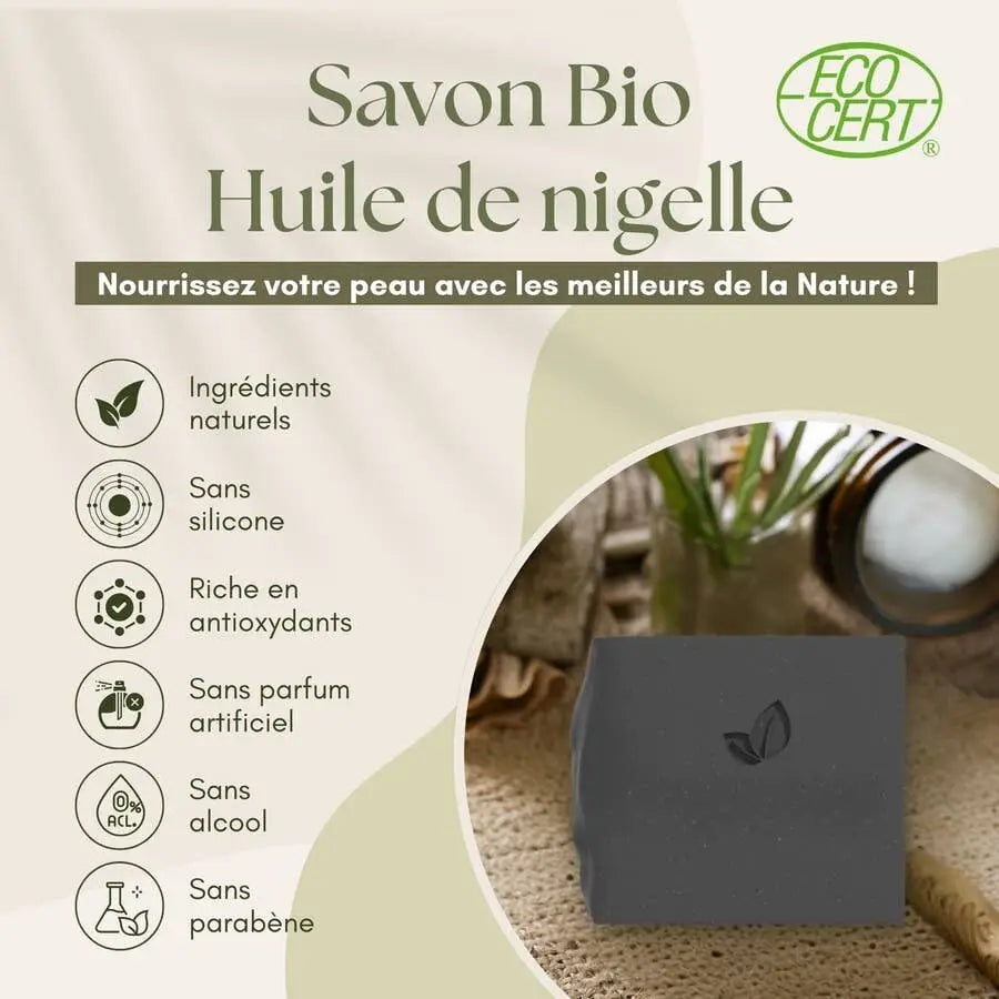 Natürliche Bio-Seife von Zen'Arome mit Schwarzkümmelöl, Aktivkohle und Meersalz für sanfte Detox-Pflege, in einer Seifenform.