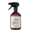 Dunkle bernsteinfarbene glas-sprühflasche mit schwarzem auslöser für natürlichen multi surface cleanser mit grosso lavender