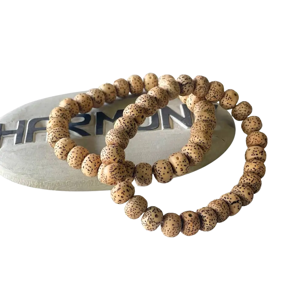 Natürliches Lotussamen-Armband von Yak & Yeti mit beigen Holzperlen, handgefertigter Schmuck aus natürlichen Materialien