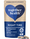Together health nachtzeit schlafmittel pouch mit blauem herzlogo und beige blattmuster enthält 60 kapseln pflanzenbasiertes nachtkomplex mit marinem magnesium