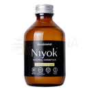 Ein schlankes bernsteinfarbenes glasfläschchen mit silbernem schraubverschluss niyok mundziehöl zitronengras ingwer 200ml