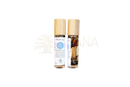 Zwei klare roll-on-flaschen mit bambusverschluss, öl für das dritte auge mit ajna chakra kräutern und kristallen für spirituelle klarheit