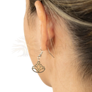 Silberfarbene lotusblumen ohrringe mit filigranem offenarbeitsdesign vereinen symbolik und stil im mana shop image to zoom