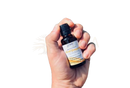 Kleine bernsteinfarbene glasflasche zhw oregano ätherisches öl 30 ml mit weiß-orange etikett aromatherapie natürlich