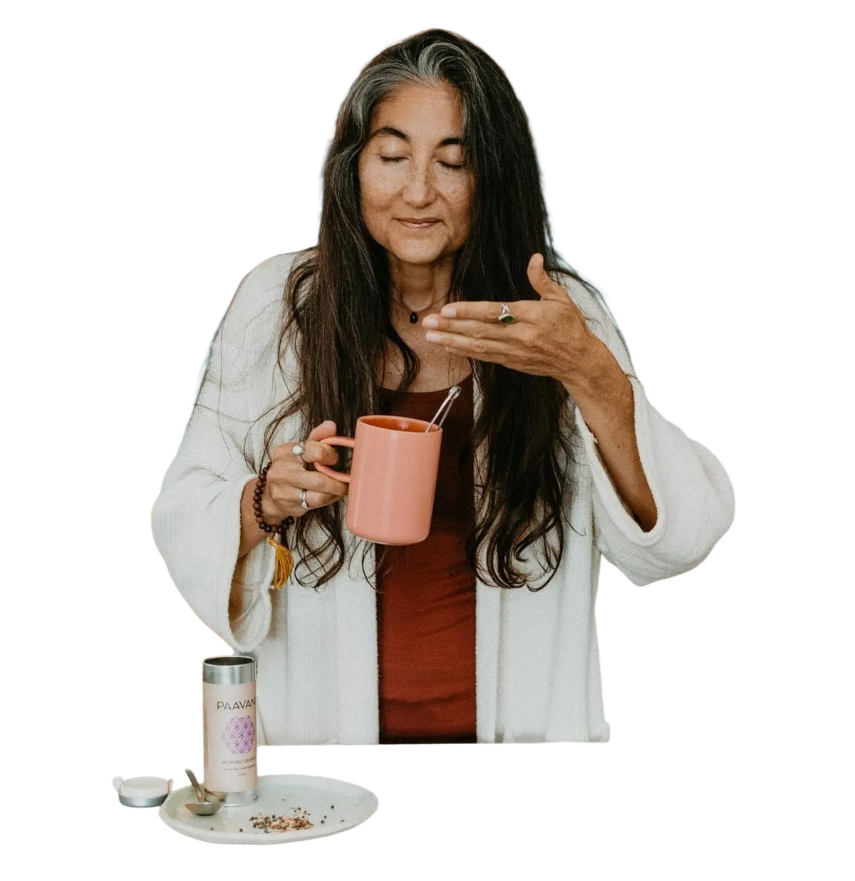 PAAVANI Ayurveda Frauenmischung Ayurvedischer Tee für Gleichgewicht und weibliche Unterstützung, zeigt die Verpackung und Teeblätter