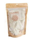 Paavani ayurveda garshana handschuh aus weicher offwhite baumwolle mit rotem logo für ayurvedische trockene massage