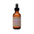 Gesicht mit PAAVANI Ayurveda Blütenwasser, botanische Feuchtigkeitspflege für Haut und Augen, natürliche Hautpflege in Flasche