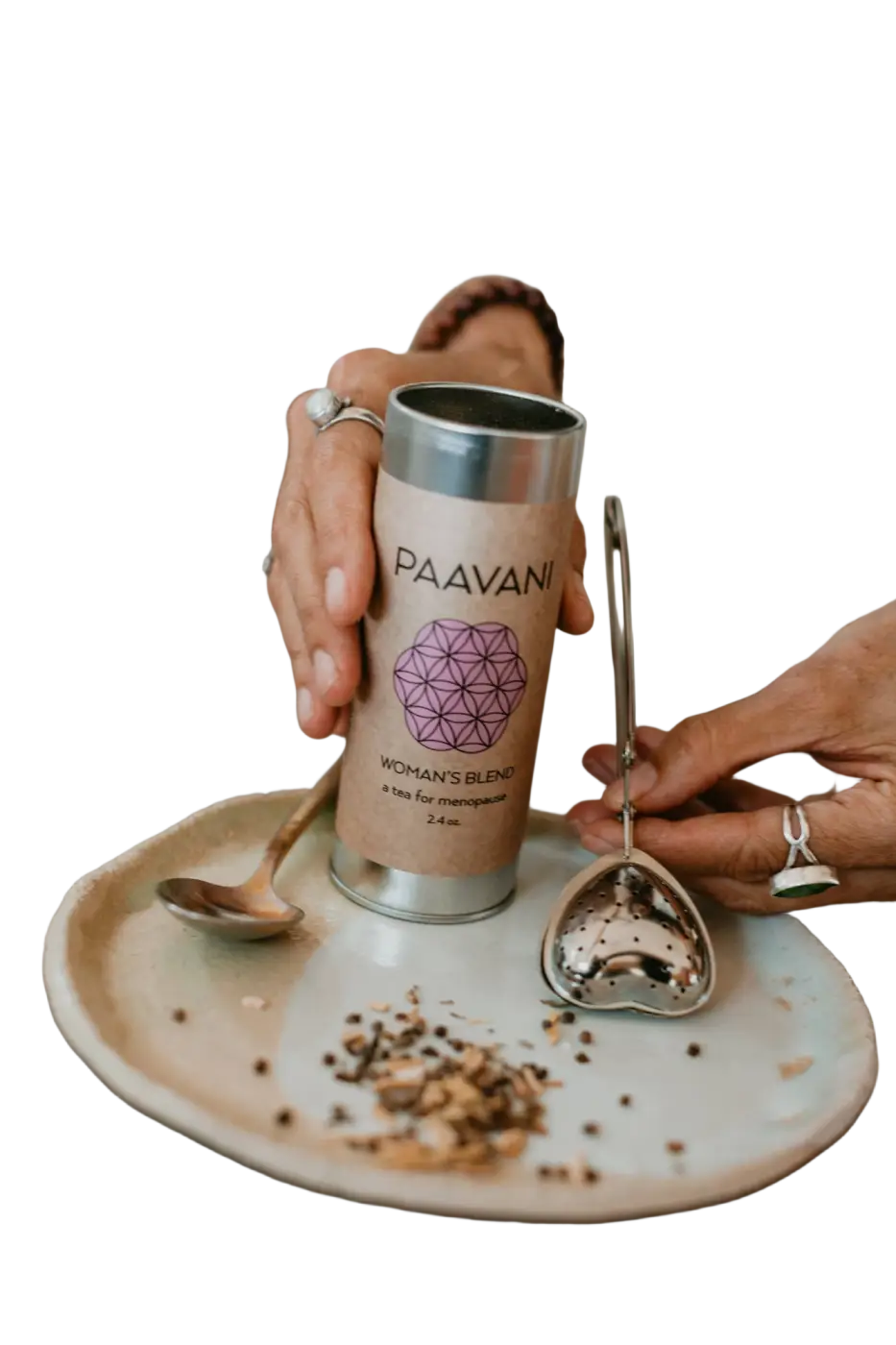 Edelstahl Herz-Teesieb für losen Tee von PAAVANI Ayurveda, zylindrisches Teesieb für frischen Tee.