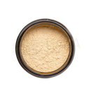 Beige pulver in einem dunklen bernsteinfarbenen glasbehälter von paavani ayurveda für hormonelles gleichgewicht und stress
