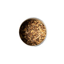 PAAVANI Ayurveda Hydrate-Mischung, ayurvedischer Tee für Vata-Balance, mit Kräutern und Gewürzen in einer Teeschale.