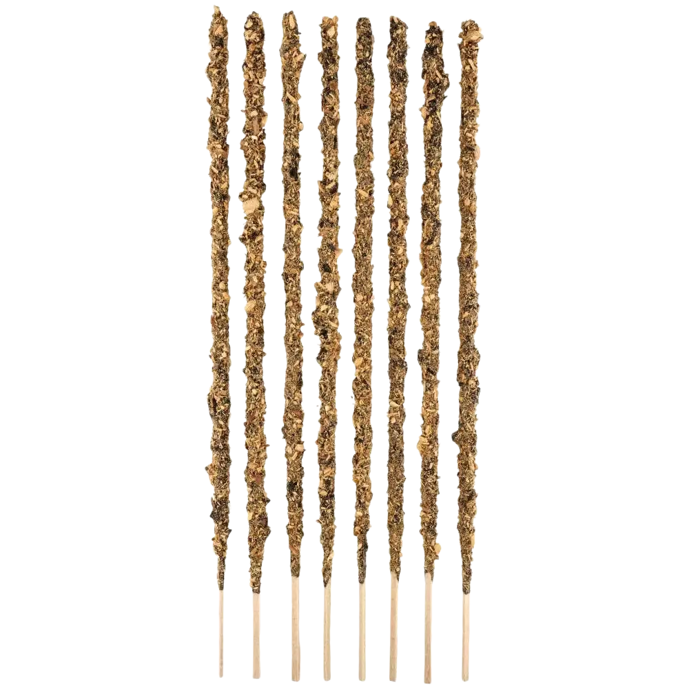 Palo Santo Weihrauch mit Olibanum, Räucherware von Sagrada Madre, in einer offenen Packung mit Rauch und aromatischem Duft