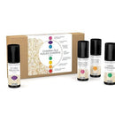 Set mit sieben Flaschen ätherischer Chakra-Öle von Phytomed, jeweils 10 ml, in einem farbenfrohen Chakra-Öl-Set.