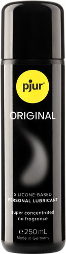 Eine große 250-ml-Flasche pjur Original Gleitmittel auf Silikonbasis in Schwarz, gekennzeichnet als hochkonzentriert, geruchsneutral und hergestellt in Deutschland.