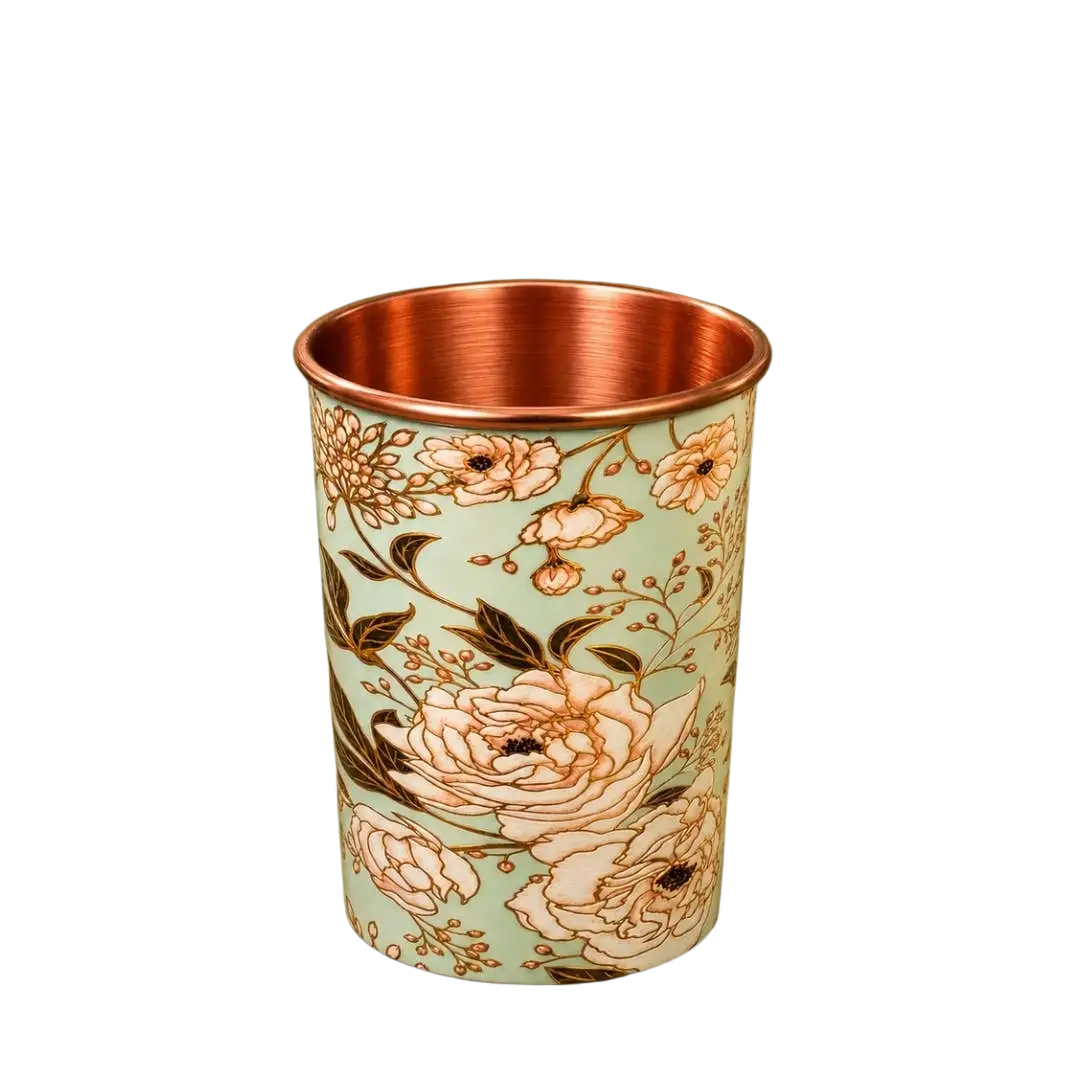 Reiner kupferbecher mintgrün mit kupferrand und creme-braunem blumenmuster 300 ml aus reinem kupfer mana shop