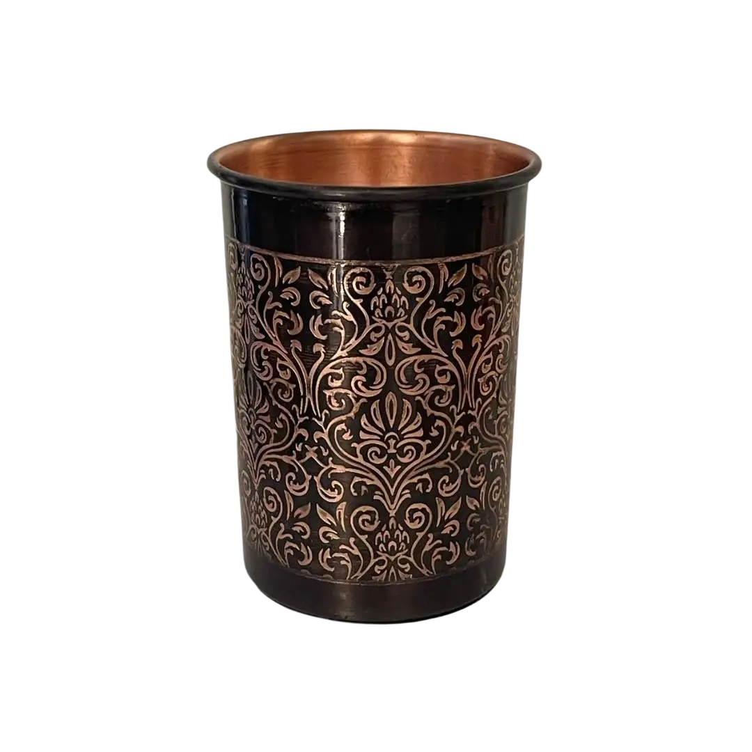 Reiner antiker Kupferbecher von Ayurveda Specialist B.V., graviert, 300 ml, schwer, dunkle Oberfläche, traditionelles Design