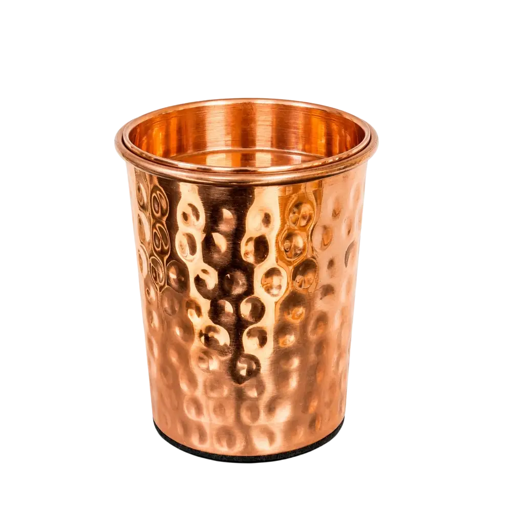 Gehämmerter Kupferbecher mit Deckel, 300 ml, im Hochglanz, vom Ayurveda Specialist B.V., zeigt den handgefertigten, glänzenden Becher