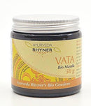 Braunes Glas mit silbernem Schraubverschluss, beschriftet mit Ayurveda Rhyner Vata Bio Masala, 50g.