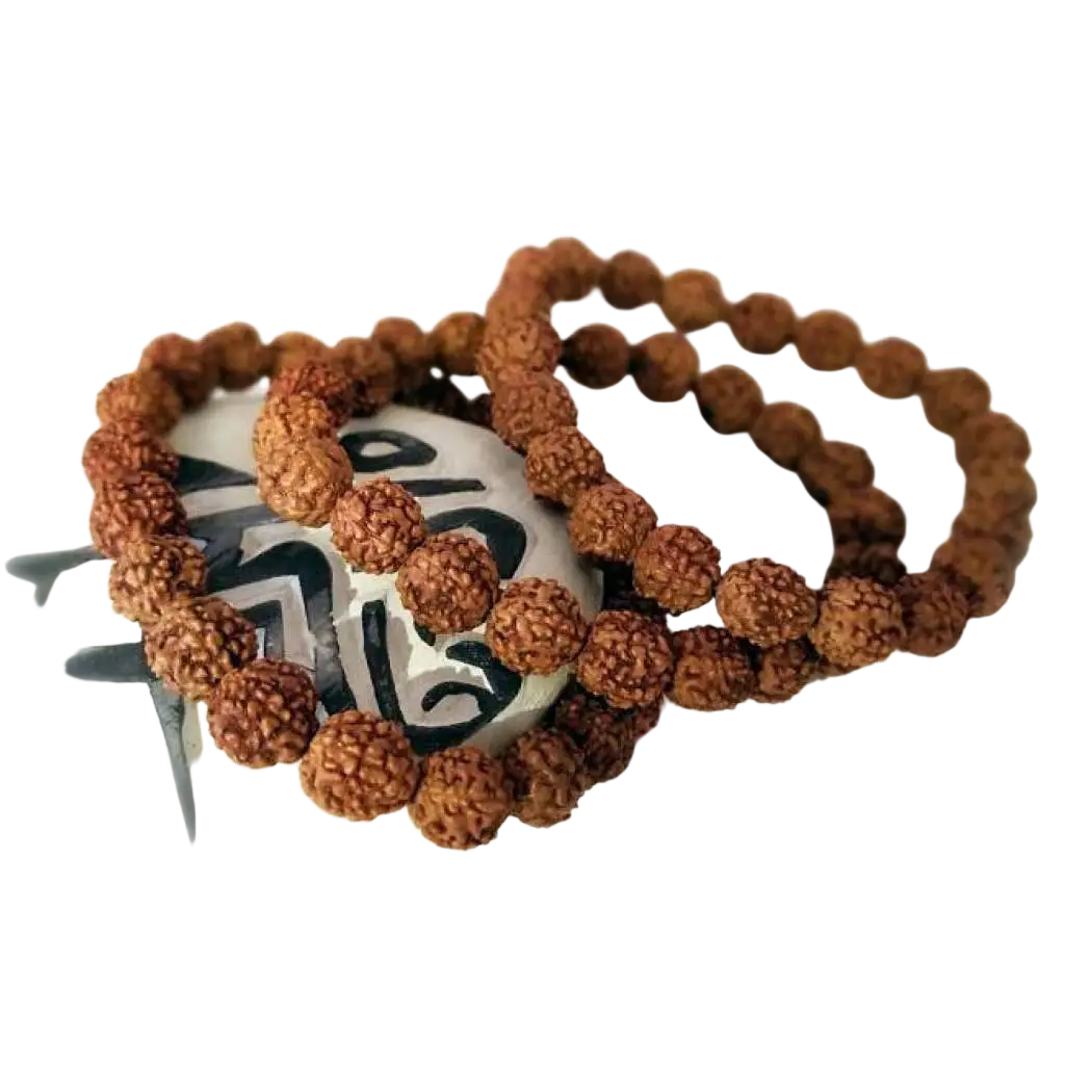 Rudraksha Armband mit 10mm braunen, strukturierten Holzperlen, yak & Yeti Schmuck, handgefertigtes Mala für Meditation und Stil