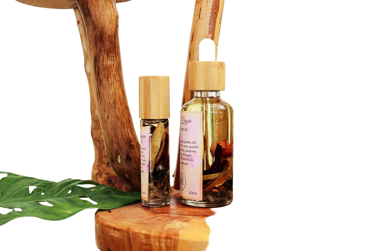 Ayamani Naturals Self Love Ritualöl mit Rosenquarz, ätherischen Ölen, Parfüm- oder Badeöl in einer Flasche, entspannende Aromatherapie