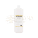 Eine klare kunststoffflasche hochwertiges sesamöl von welltouch erste kaltpressung mit weißem verschluss für ayurvedische behandlungen