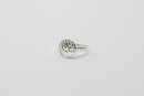 Silberner Lebensbaum-Fingerring von Shanti Enterprise, Durchmesser 16,5 mm, Größe 52, detailreiche Schmuckfassung.