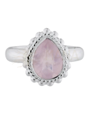 Silberring tropfen gepunktet mit rosa rosenquarzstein in kunstvoll gepunkteter fassung verbindet filigrane eleganz