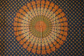 Ritualtuch mit Mandala Design von Sundara Handicrafts, Wandtuch in 200x220cm mit bunten, detaillierten Mustern.