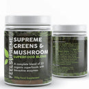 Ein schlankes dunkelgrünes und weiß etikettiertes glas supreme greens and mushroom superfood mit lion’s mane