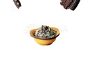 Ein kleiner gelber holzschale mit getrockneter grüner und violetter kräutermischung für hormonelles gleichgewicht