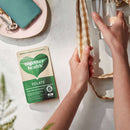 Folat Nahrungsergänzung von Together Health in 30 Kapseln, natürliche Alternative zu Folsäure, braune Kapseln auf weißem Hintergrund
