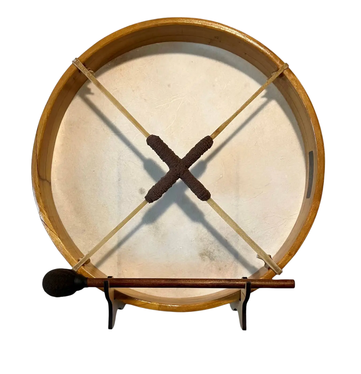 Traditionelle Schamanentrommel aus Maulbeerholz und Bio-Ziegenleder, inRhythm, für Meditation und spirituelle Rituale.