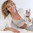 Ayurvedischer Gesichtsspray Tridoshic Toner von PAAVANI für alle Hauttypen, flüssiges Gesichtsspray in einer weißen Flasche